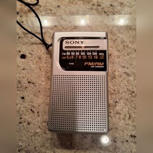 Sony Vintage Pocket Radio